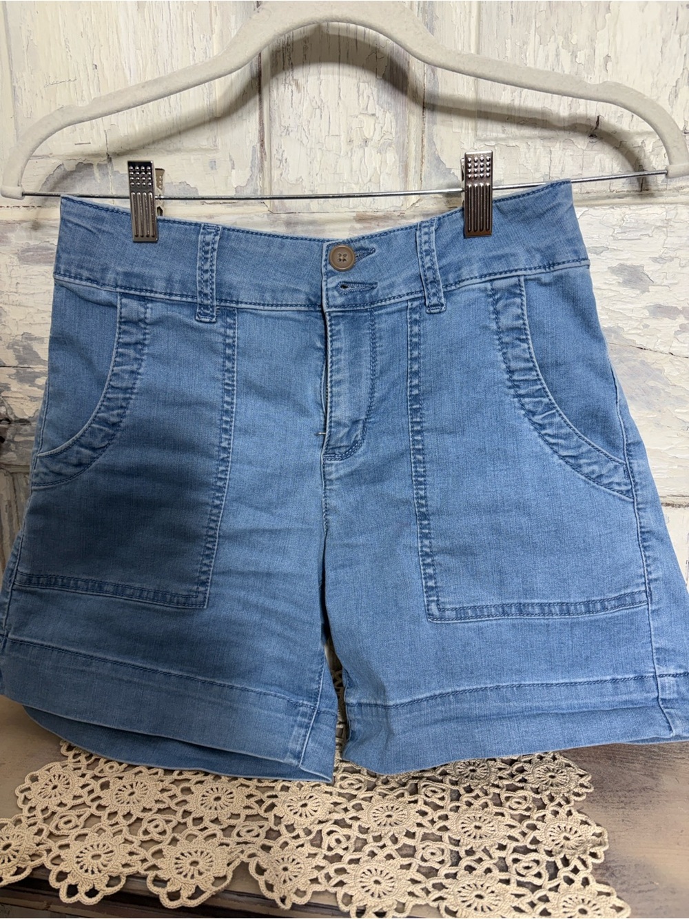 Sanctuary Light Blue Denim Patch-Pocket Shorts